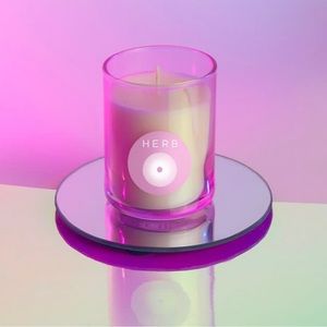 Halló Kerti Candle in Herb